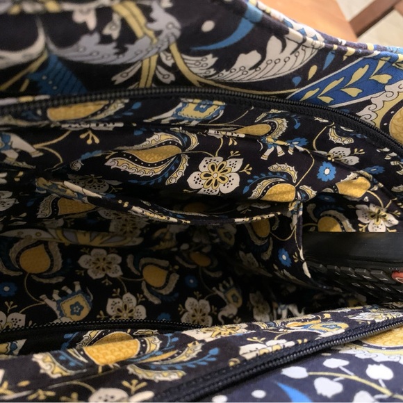 Vera Bradley Satchel and Wallet Combo - Picture 11 of 16